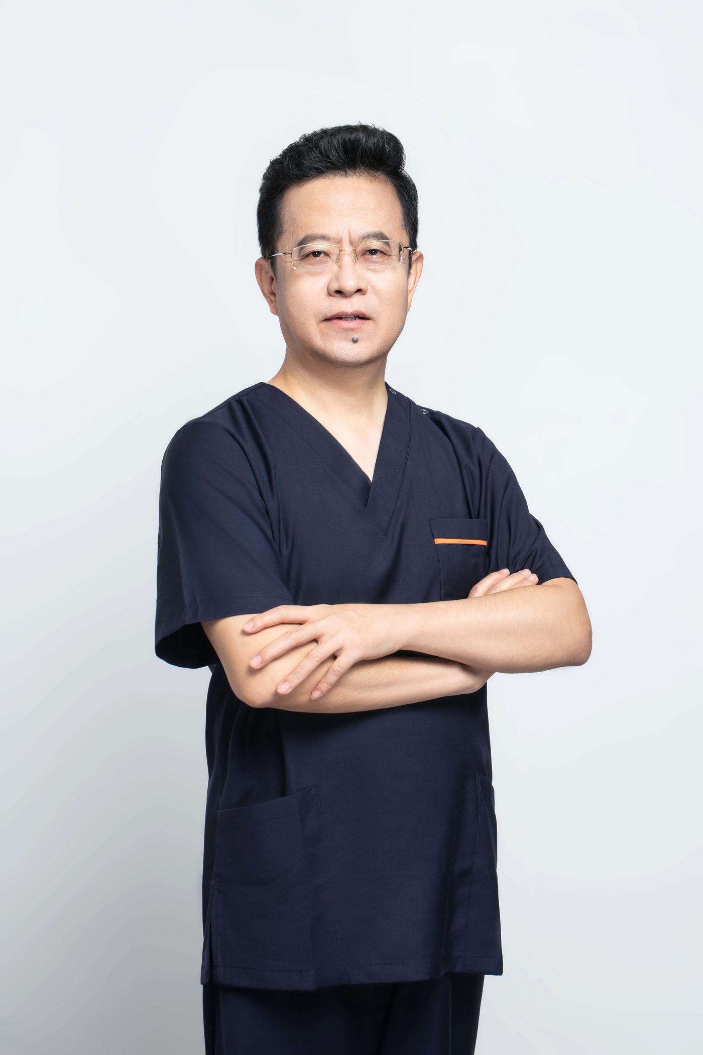 形成外科医